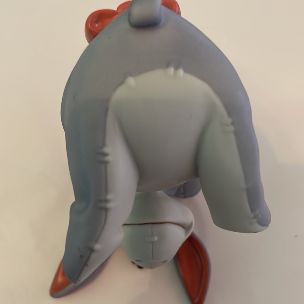 Winnie the Pooh upside down - Picture 3 of 7